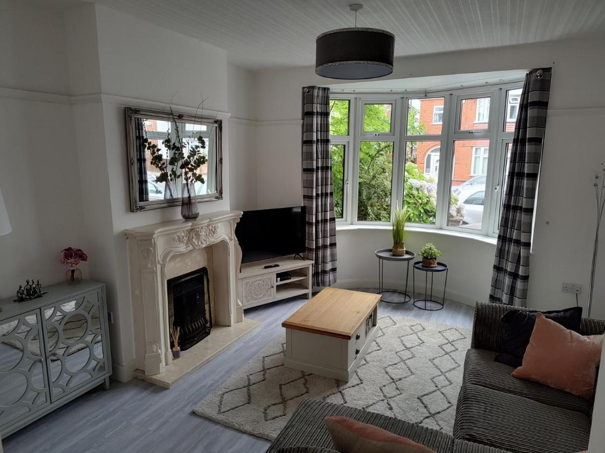 Wavertree Drive 3 Bed Contractor Home In Leicester Eksteriør billede