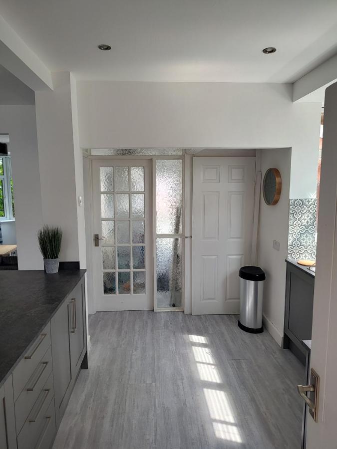 Wavertree Drive 3 Bed Contractor Home In Leicester Eksteriør billede