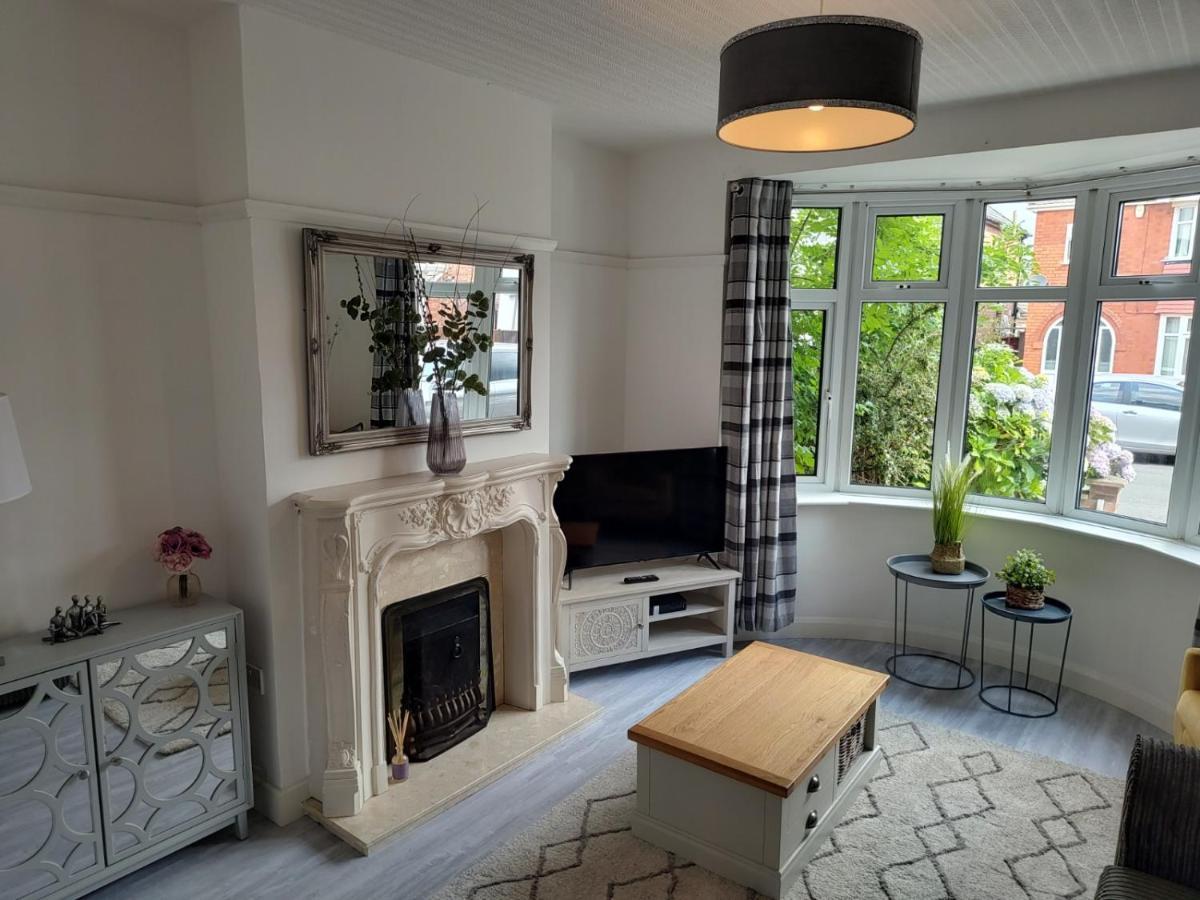 Wavertree Drive 3 Bed Contractor Home In Leicester Eksteriør billede
