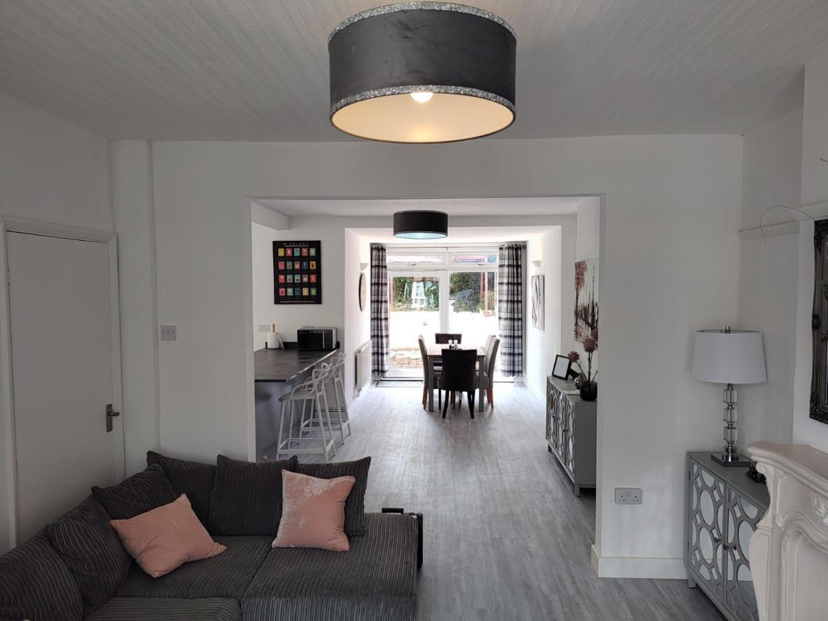 Wavertree Drive 3 Bed Contractor Home In Leicester Eksteriør billede